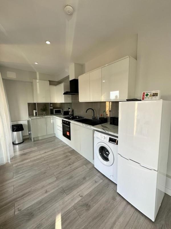 Stratford Apartment With Balcony Londra Dış mekan fotoğraf