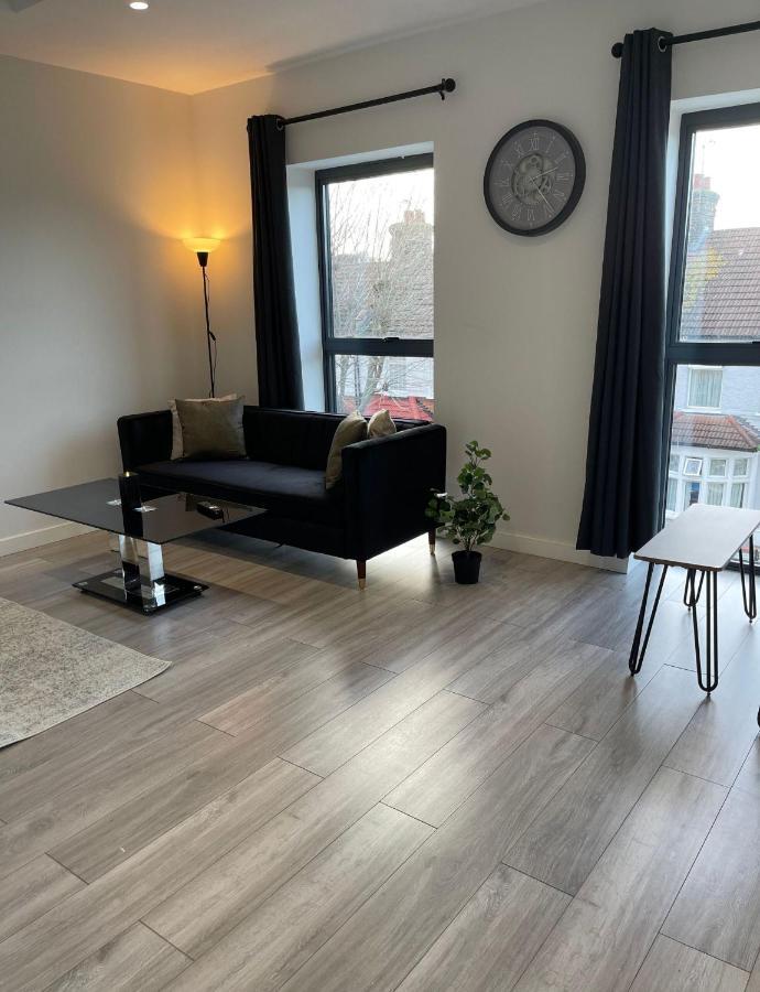 Stratford Apartment With Balcony Londra Dış mekan fotoğraf