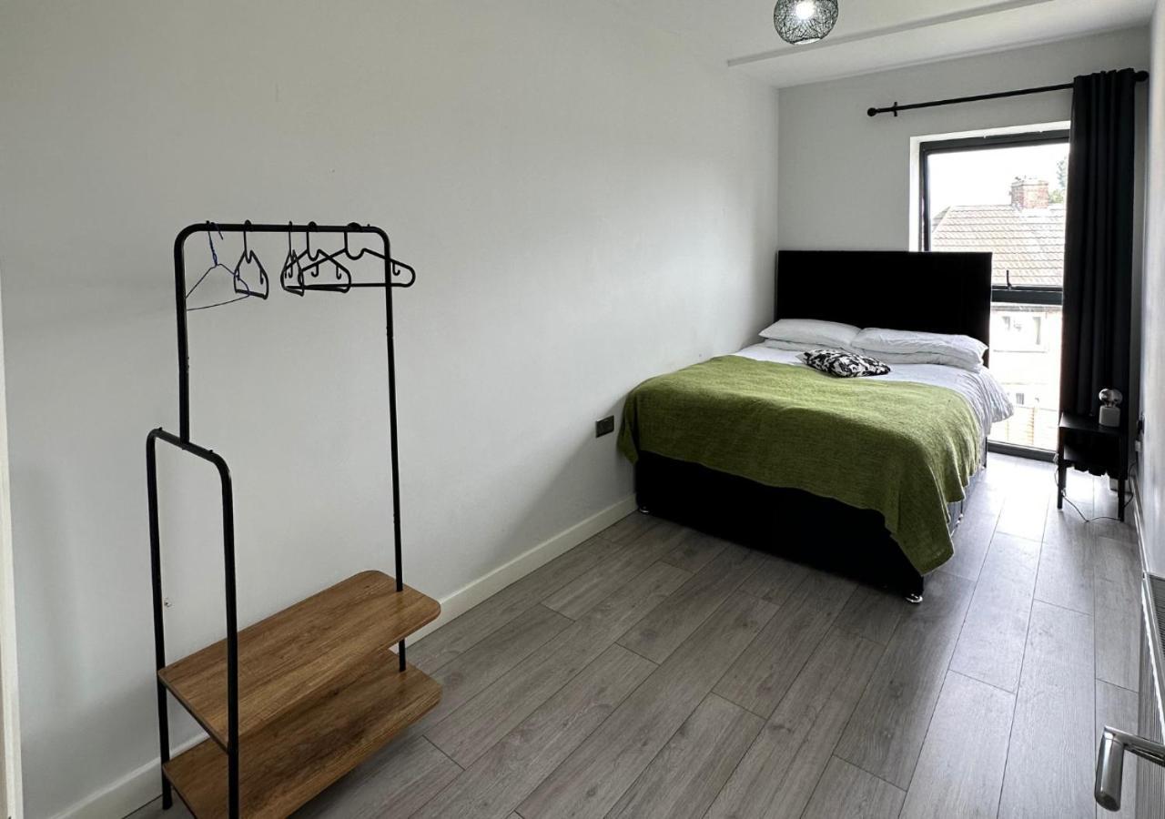 Stratford Apartment With Balcony Londra Dış mekan fotoğraf